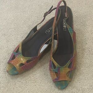 Van Eli Multicolored Wedges